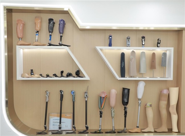 國安假肢公司,湖南假肢,湖南國安假肢,長沙假肢,湖南安裝假肢,假肢安裝,假肢價格,手假肢多少錢,矯形器,大腿假肢,小腿假肢,上肢假肢,矯形器輔助器具